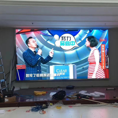 0.48kgは表示ビデオ壁、P2.5を導いたTVのスタジオのためのパネルを導いた