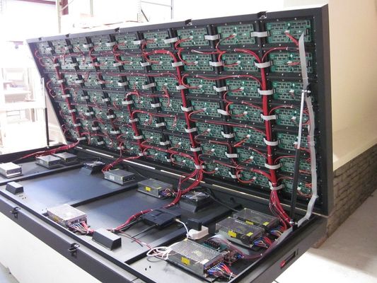 SMD 4mm前部サービスLEDスクリーンのパネル屋外LEDの掲示板の印