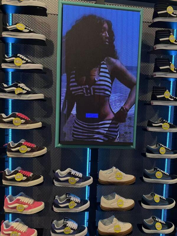 SMD1515 ピクセル配置 LEDスクリーン 屋外での使用寿命 000時間 屋外デジタルサイネージやイベントに最適